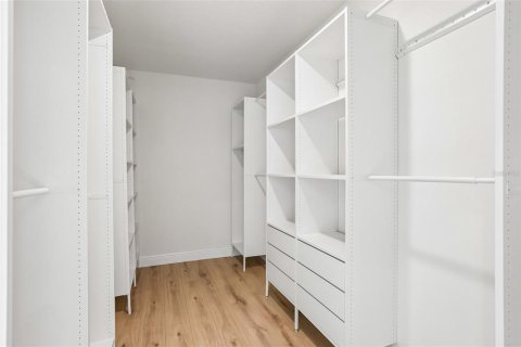 Villa ou maison à vendre à Apollo Beach, Floride: 5 chambres, 275.36 m2 № 2147664 - photo 18