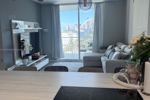 Copropriété à vendre à Miami, Floride: 2 chambres, 98.2 m2 № 1979678 - photo 5