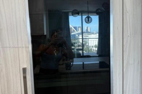 Copropriété à vendre à Miami, Floride: 2 chambres, 98.2 m2 № 1979678 - photo 6