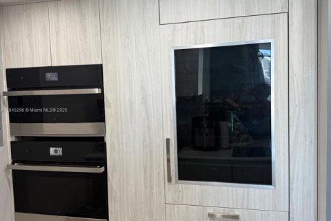 Copropriété à vendre à Miami, Floride: 2 chambres, 98.2 m2 № 1979678 - photo 10