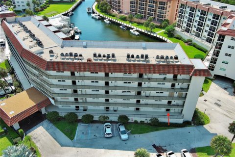 Condominio en alquiler en Boca Raton, Florida, 2 dormitorios, 89 m2 № 2085830 - foto 6