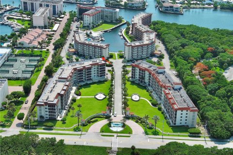 Condominio en alquiler en Boca Raton, Florida, 2 dormitorios, 89 m2 № 2085830 - foto 4
