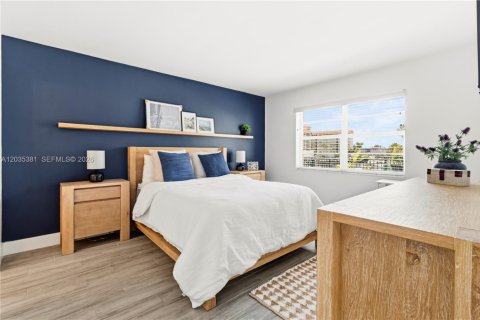 Condominio en alquiler en Boca Raton, Florida, 2 dormitorios, 89 m2 № 2085830 - foto 16