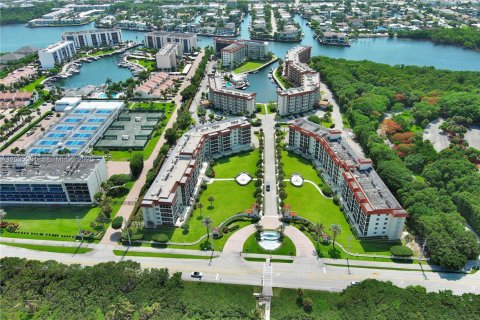 Condominio en alquiler en Boca Raton, Florida, 2 dormitorios, 89 m2 № 2085830 - foto 30