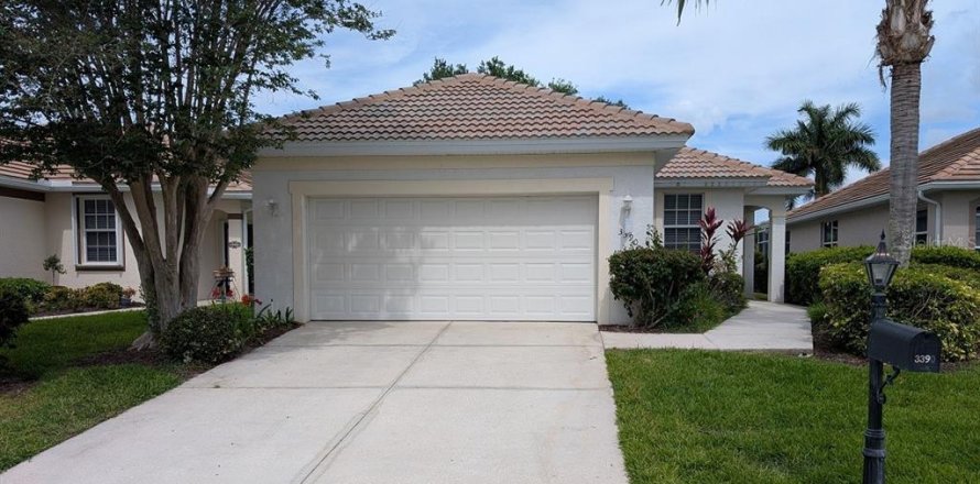 House in Port Charlotte, Florida 2 bedrooms, 134.8 sq.m. № 2166292
