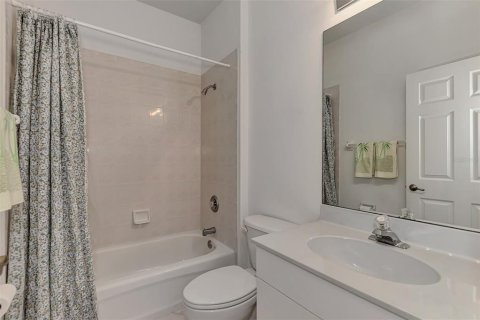 House in Port Charlotte, Florida 2 bedrooms, 134.8 sq.m. № 2166292 - photo 20