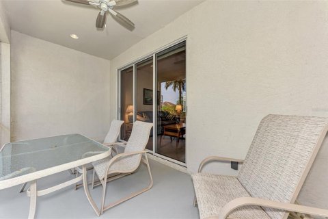 House in Port Charlotte, Florida 2 bedrooms, 134.8 sq.m. № 2166292 - photo 25
