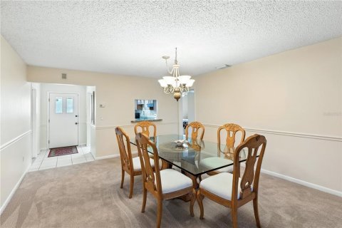 Townhouse in Fort Myers, Florida 3 bedrooms, 168.52 sq.m. № 2393400 - photo 5