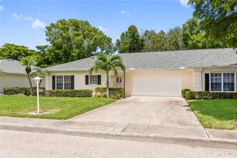 Townhouse in Fort Myers, Florida 3 bedrooms, 168.52 sq.m. № 2393400