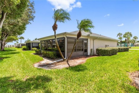 Townhouse in Fort Myers, Florida 3 bedrooms, 168.52 sq.m. № 2393400 - photo 22