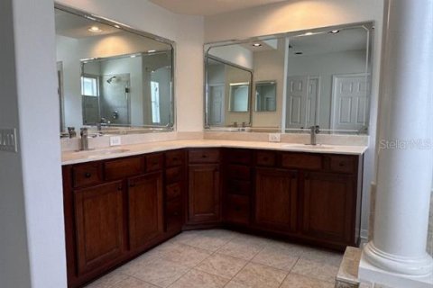 Adosado en venta en Tampa, Florida, 4 dormitorios, 265.98 m2 № 2235648 - foto 14