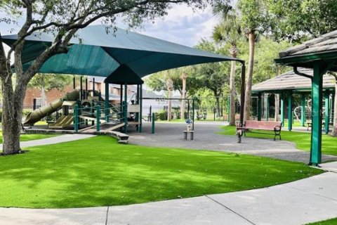 Adosado en venta en Tampa, Florida, 4 dormitorios, 265.98 m2 № 2235648 - foto 27