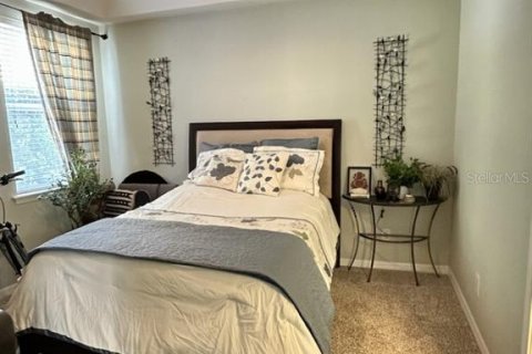 Adosado en venta en Tampa, Florida, 4 dormitorios, 265.98 m2 № 2235648 - foto 18