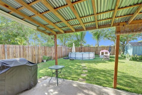 Villa ou maison à vendre à Margate, Floride: 3 chambres, 151.52 m2 № 1930341 - photo 15