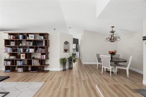 Купить виллу или дом в Дейви, Флорида 4 спальни, 177.26м2, № 2033016 - фото 9