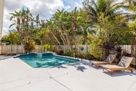 Купить виллу или дом в Дейви, Флорида 4 спальни, 177.26м2, № 2033016 - фото 30