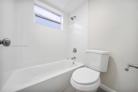 Appartement à louer à Hialeah, Floride: 2 chambres, 84.08 m2 № 1946879 - photo 25