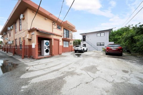 Appartement à louer à Hialeah, Floride: 2 chambres, 84.08 m2 № 1946879 - photo 9