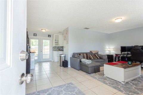 House in Spring Hill, Florida 2 bedrooms, 81.75 sq.m. № 1793650 - photo 3