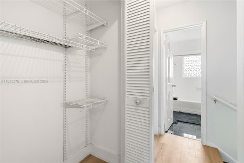 Купить виллу или дом в Лейк-Уорт, Флорида 4 спальни, 168.43м2, № 2010896 - фото 20