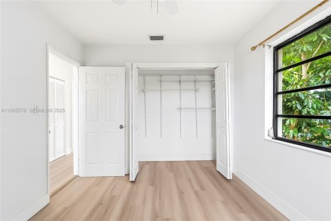 Купить виллу или дом в Лейк-Уорт, Флорида 4 спальни, 168.43м2, № 2010896 - фото 25