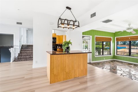 Купить виллу или дом в Лейк-Уорт, Флорида 4 спальни, 168.43м2, № 2010896 - фото 11