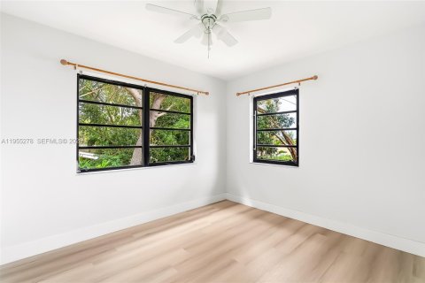 Купить виллу или дом в Лейк-Уорт, Флорида 4 спальни, 168.43м2, № 2010896 - фото 27