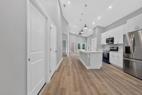 Casa en venta en Orlando, Florida, 3 dormitorios, 107.21 m2 № 2386511 - foto 8
