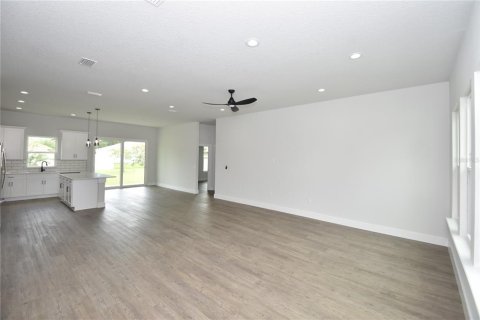 Villa ou maison à louer à Palm Coast, Floride: 4 chambres, 191.56 m2 № 1910498 - photo 7
