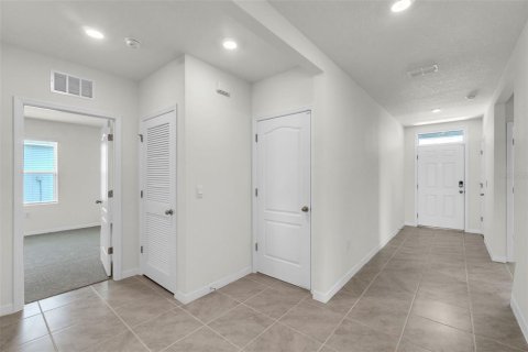 Casa en alquiler en Kissimmee, Florida, 4 dormitorios, 169.83 m2 № 1917410 - foto 4