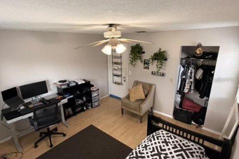 Condo in Tampa, Florida, 2 bedrooms  № 2385871 - photo 10