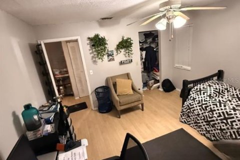 Condo in Tampa, Florida, 2 bedrooms  № 2385871 - photo 13