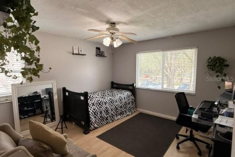Condo in Tampa, Florida, 2 bedrooms  № 2385871 - photo 7