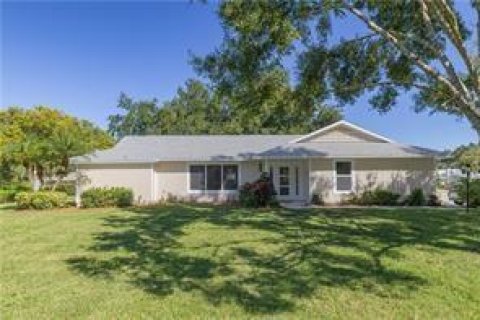 House in Vero Beach, Florida 3 bedrooms, 165.09 sq.m. № 2082078