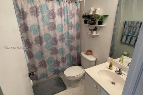 Снять в аренду кондоминиум в Хомстед, Флорида 2 спальни, 75.72м2, № 2024858 - фото 11