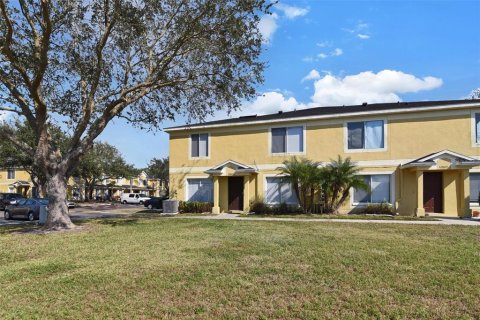 Townhouse in Riverview, Florida 3 bedrooms, 130.81 sq.m. № 1515069 - photo 1