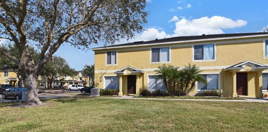 Townhouse in Riverview, Florida 3 bedrooms, 130.81 sq.m. № 1515069