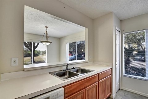 Townhouse in Riverview, Florida 3 bedrooms, 130.81 sq.m. № 1515069 - photo 16