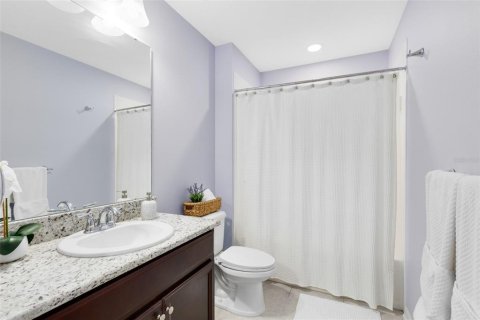 Casa en venta en Orlando, Florida, 4 dormitorios, 268.49 m2 № 1901850 - foto 23