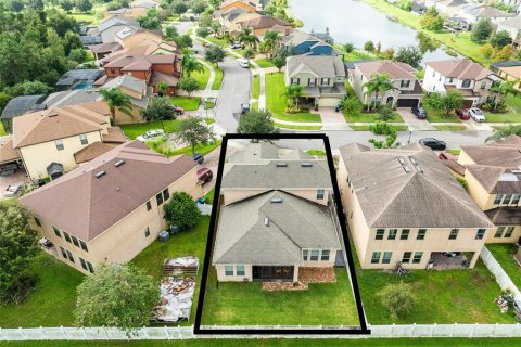 Casa en venta en Orlando, Florida, 4 dormitorios, 268.49 m2 № 1901850 - foto 2