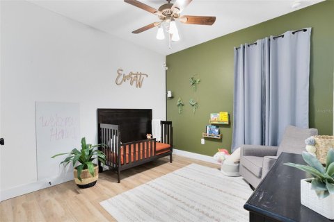Casa en venta en Orlando, Florida, 4 dormitorios, 268.49 m2 № 1901850 - foto 17