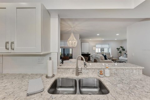 Condo in Englewood, Florida, 2 bedrooms  № 1555474 - photo 29
