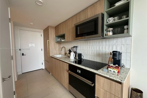 Condominio en venta en Miami, Florida, 1 dormitorio № 1862695 - foto 10