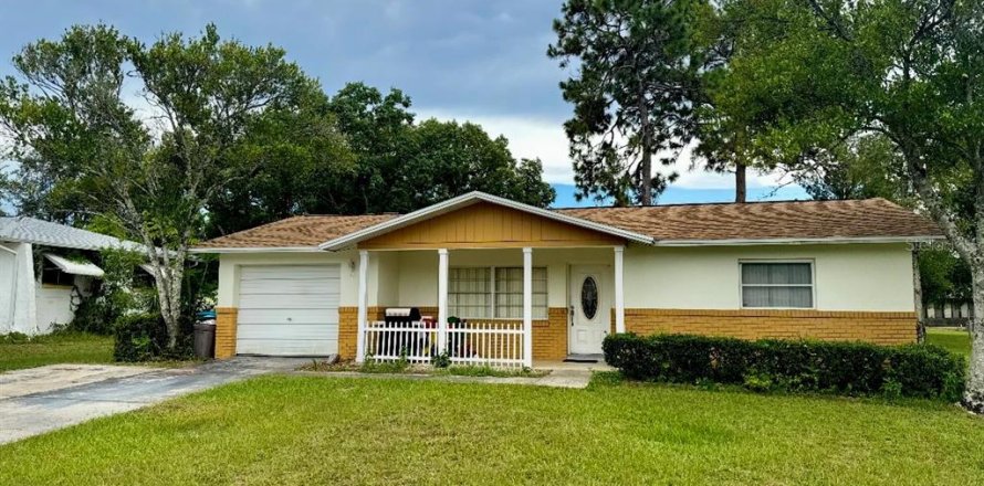 House in Beverly Hills, Florida 2 bedrooms, 84.73 sq.m. № 1879624
