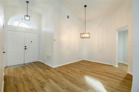 Casa en venta en Orlando, Florida, 3 dormitorios, 159.7 m2 № 1918711 - foto 2
