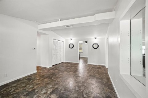 Casa en venta en Tampa, Florida, 3 dormitorios, 133.59 m2 № 2287702 - foto 10
