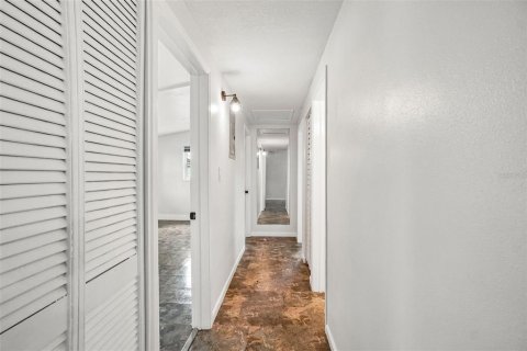 Casa en venta en Tampa, Florida, 3 dormitorios, 133.59 m2 № 2287702 - foto 13