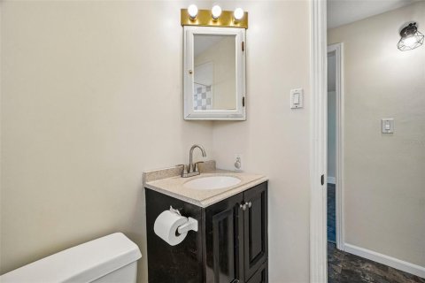 Casa en venta en Tampa, Florida, 3 dormitorios, 133.59 m2 № 2287702 - foto 25