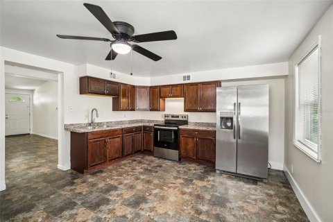 Casa en venta en Tampa, Florida, 3 dormitorios, 133.59 m2 № 2287702 - foto 4