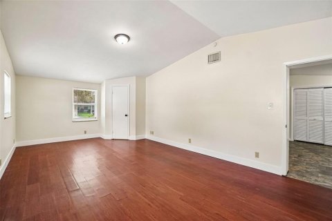 Casa en venta en Tampa, Florida, 3 dormitorios, 133.59 m2 № 2287702 - foto 17